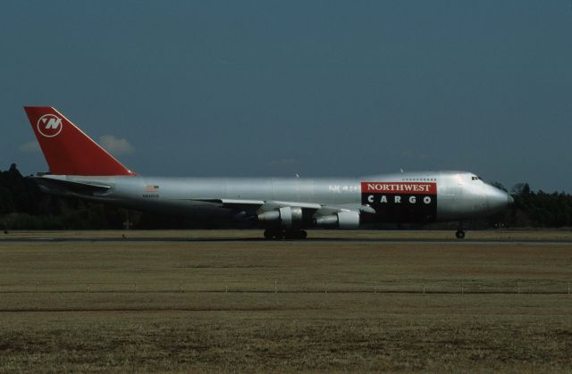 Boeing 747-200 (N640US) - Departure at Narita Intl Airport Rwy16 on 1991/03/24