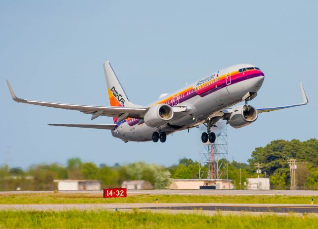 Boeing 737-800 (N917NN)