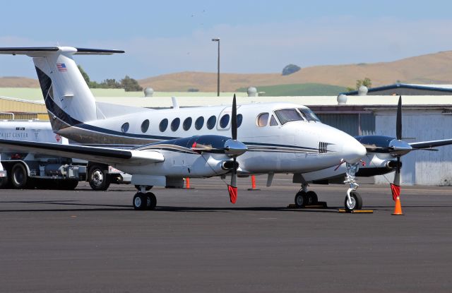 Beechcraft Super King Air 350 —