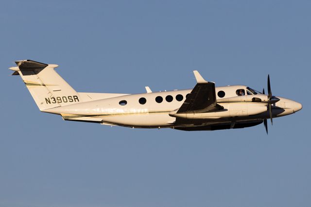 Beechcraft Super King Air 350 (N390SR)