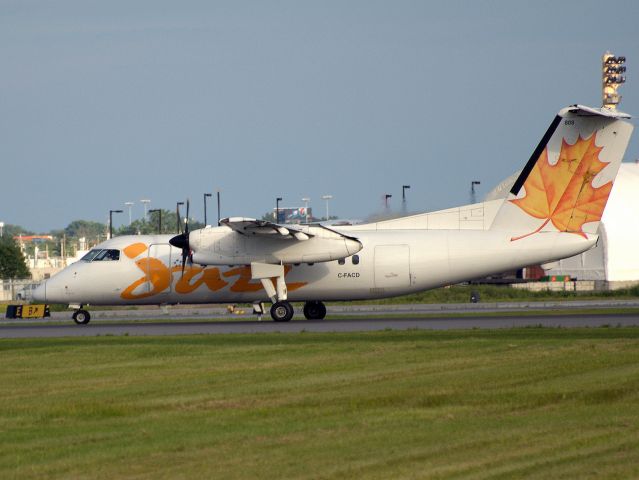 de Havilland Dash 8-100 (C-FACD)