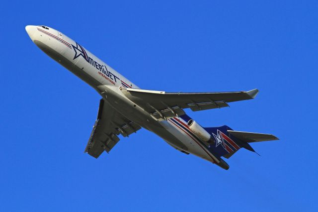 BOEING 727-200 (N395AJ) - Just departed Rwy 27