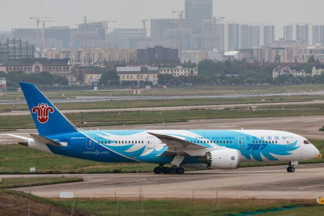 Boeing 787-8 (B-2725) - The first B787 delivered to China