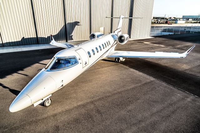 Bombardier Learjet 75 (N504CR)