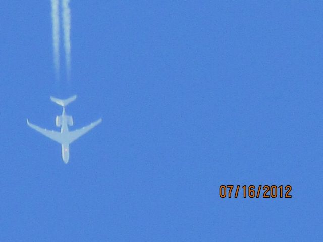 Embraer ERJ-135 (CHQ5096) - Flying over Baxter Springs Kansas coming from Oklahoma City going to O'Hare.