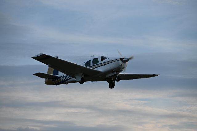 Mooney M-20 (N6895U) - Necedah Airport Flying Tacos Social