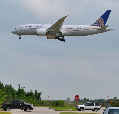 Boeing 787-8 (N30913)