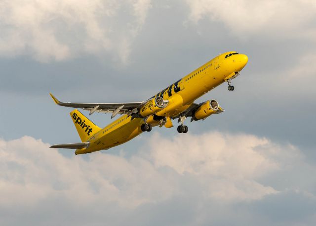 Airbus A321 (N669NK) - Spirit 231 departs for Ft. Lauderdale, FL KFLL.