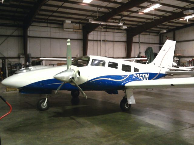 Piper Seneca (N626DM)