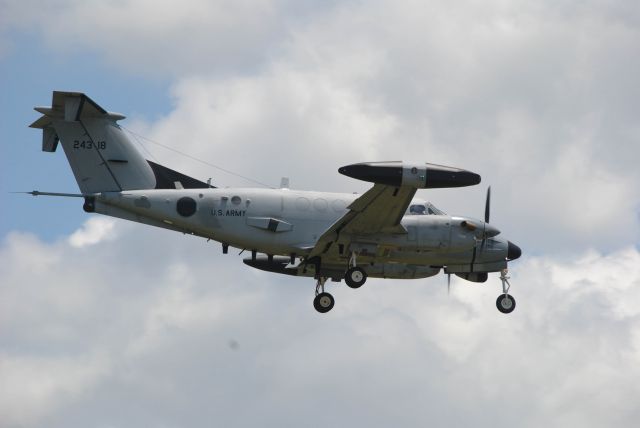 Beechcraft Super King Air 200 (8324318) - 5/22/2014: U.S. ARMY 1981 Beechcraft RC-12D-BH GUARDRAIL COMMON SENSOR (83-24318)