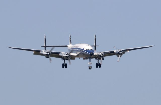 Lockheed EC-121 Constellation (HB-RSC)