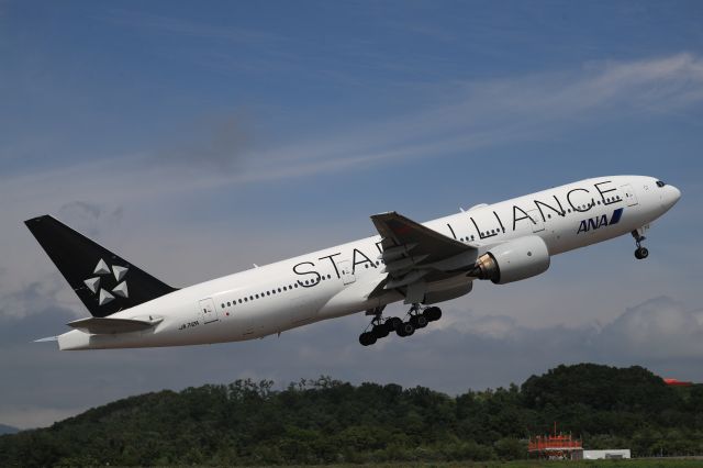 Boeing 777-200 (JA712A) - August 12th 2019:HKD-HND.