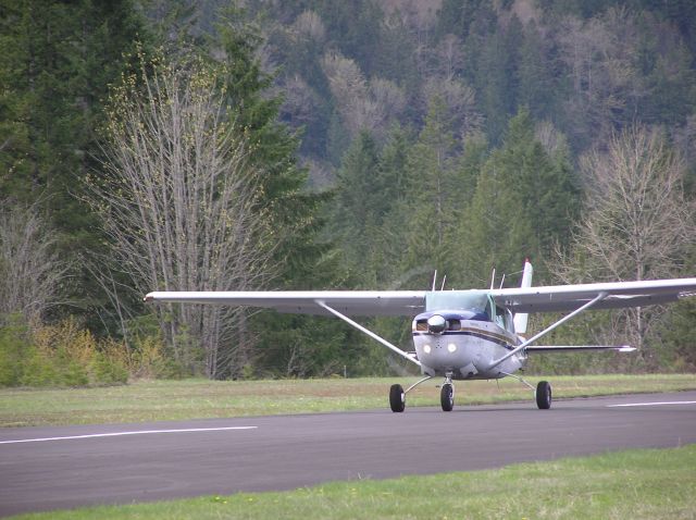 Cessna 206 Stationair (N6125U)