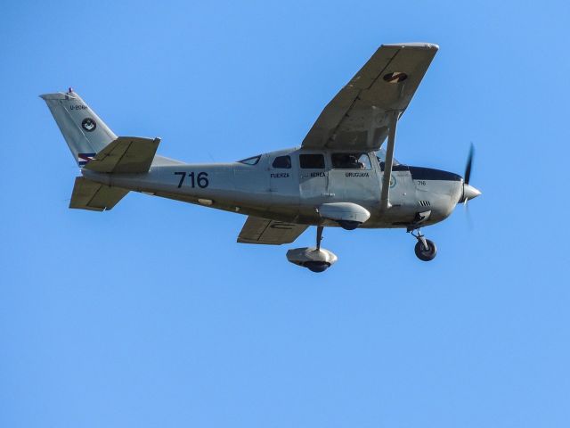 Cessna 206 Stationair (FAU716)