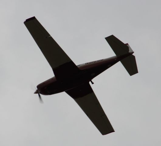 Mooney M-20 (N9169B) - Departing rwy 27 on 4/24/12...