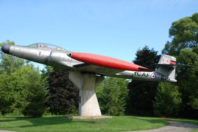 N18619 — - RCAF Royal Canadian Air Force - A.V.Roe Canada F-100-5 Canuck at Wildwood Park, about half mile from Toronto Pearson Airport. July 1/08.