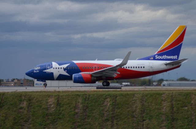 Boeing 737-700 (N931WN)