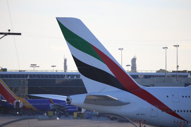 Airbus A380-800 (A6-EVJ)