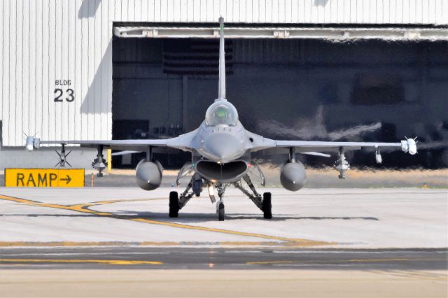 Lockheed F-16 Fighting Falcon — - 05-10-22