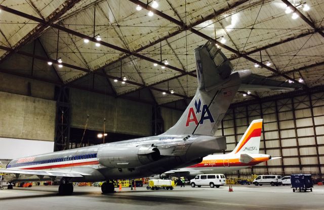 McDonnell Douglas MD-83 (N9625W) - One of the last dwindling MD83s, pays a visit to the maintenance hanger.  