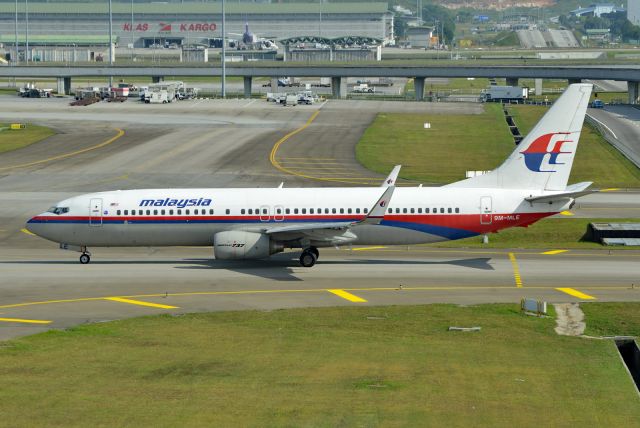 Boeing 737-800 (9M-MLE)