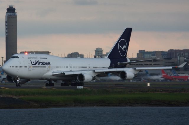 Boeing 747-400 (D-ABVM) - Lufthansa B744 departing BOS for FRA after thunderstorms moved through the area on 7/2/22. 