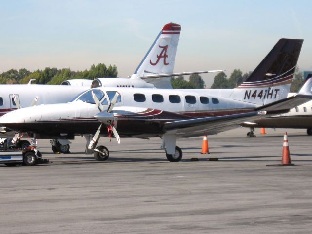 Cessna Conquest 2 (N441HT) - Parked at Santa Ana