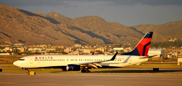 Boeing 737-900 (N840DN)