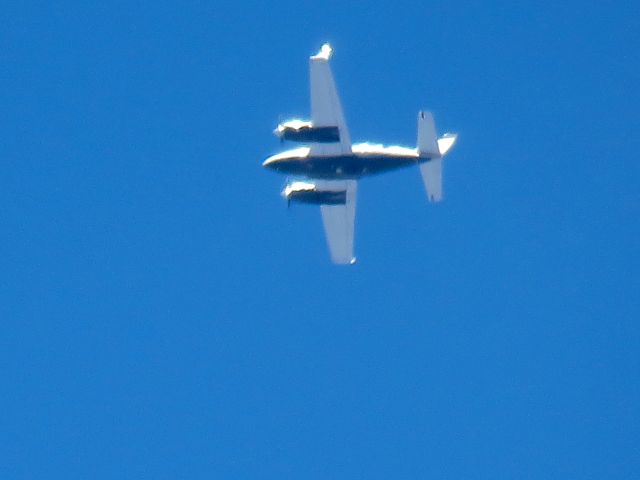 Piper Navajo (N7139C)
