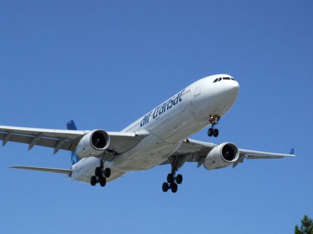 Airbus A330-300 (C-GPTS)