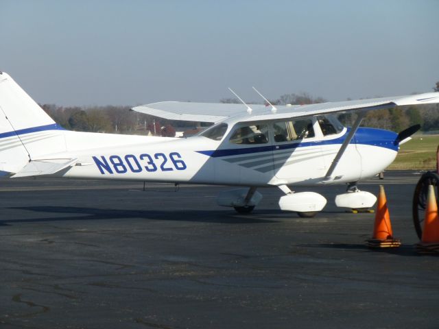 Cessna Skyhawk (N80326)