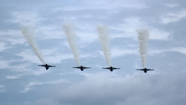 — — - USAF Thunderbirds