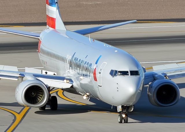 Boeing 737-800 (N970AN)