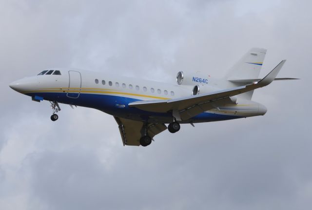 Dassault Falcon 900 (N246C)