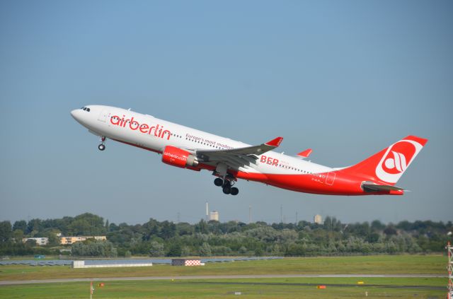Airbus A330-200 (D-ALPI)