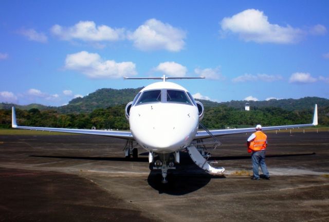 HP1A — - Panamas Presidential Aircraft