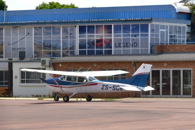 Cessna Skyhawk (ZS-SDA) - Cessna 172P Skyhawk II ZS-SDA in Pretoria 