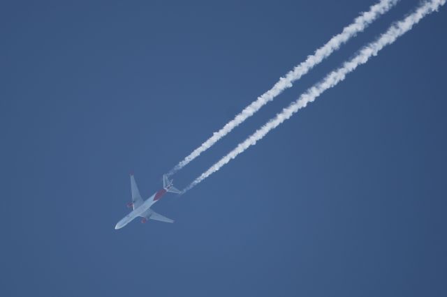 BOEING 767-300 (C-GHPN) - October 20th 2018:Overflying above Hakodate city, Hokkaido ,Japan.YVR-KIX.