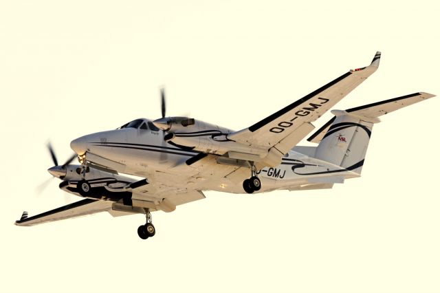 Beechcraft Super King Air 350 (OO-GMJ)