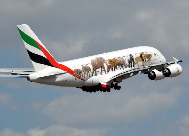 Airbus A380-800 (A6-EOM)