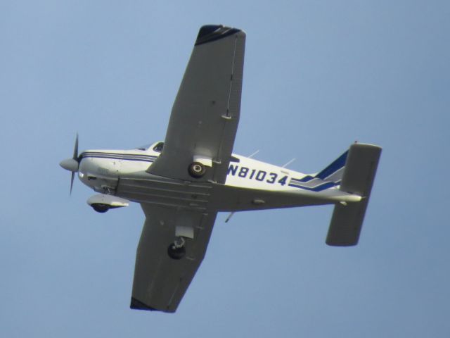 Piper Cherokee (N81034)