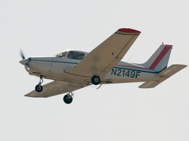 Piper Cherokee Arrow (N2149F) - Take off runway 08.