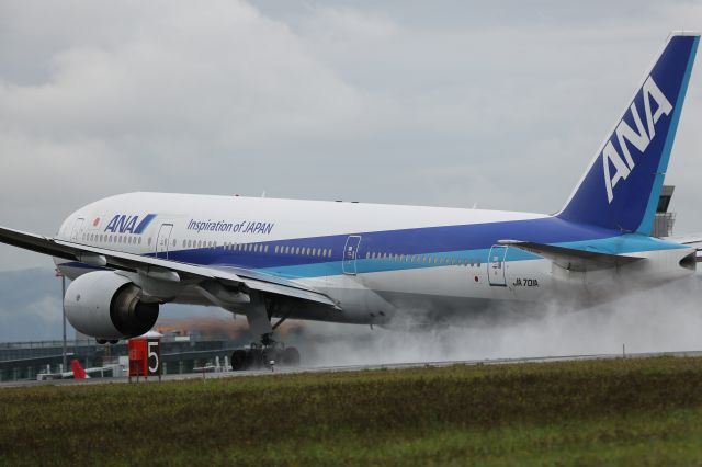 Boeing 777-200 (JA701A) - 13 September 2015: HKD-HND.