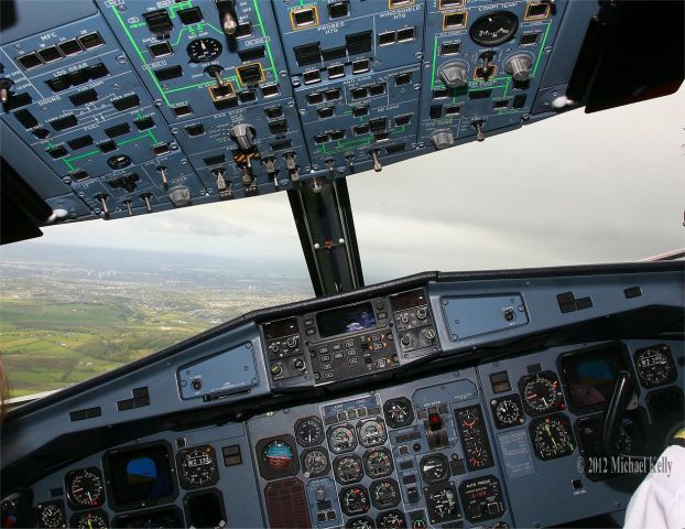 ATR ATR-72 (EI-REM) - on approach into Glasgow, Scotland from Dublin, Ireland