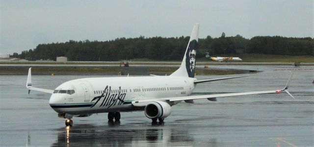 Boeing 737-900 (N408AS)