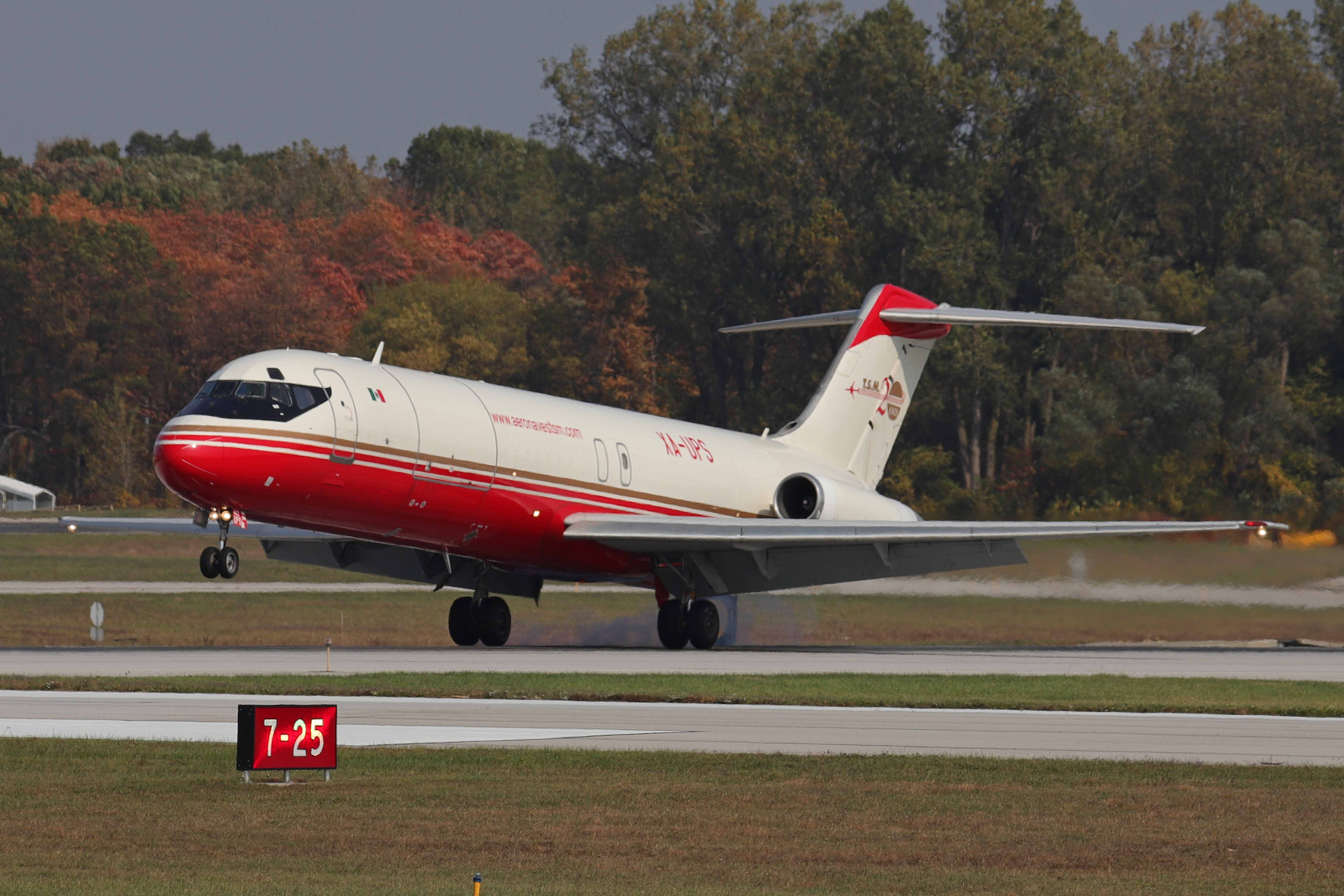 McDonnell Douglas DC-9-30 (XA-UPS) - An AeronavesTSM DC-9-33 freighter, XA-UPS, arriving at KTOL on 10 Oct 2020.