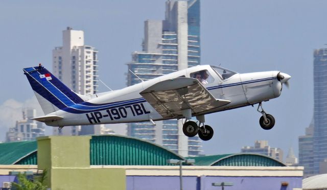 Piper Cherokee (HP1907BL) - Takeoff from Rwy 18.