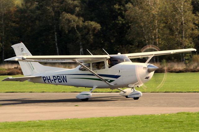 Cessna Skylane (PH-PBW)