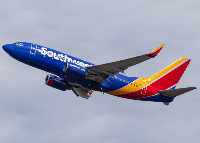 Boeing 737-700 (N7838A) - Southwest 5091, with service to Baltimore, blasts out of CVG.