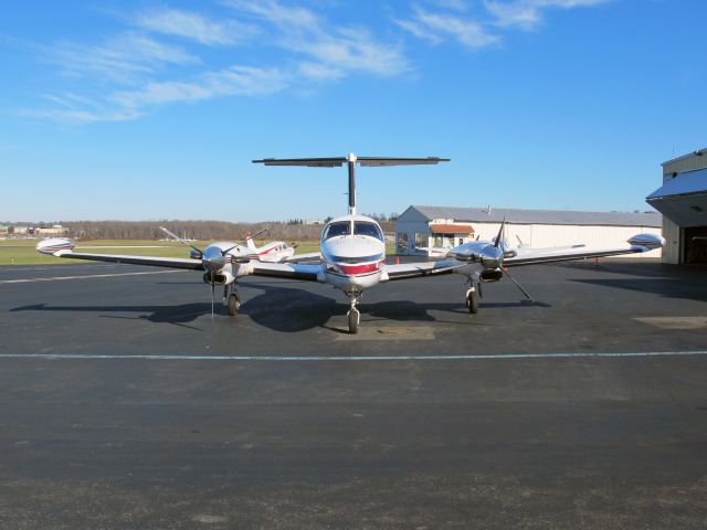 Piper Cheyenne 3 (N801JW) - Very fast turboprop!